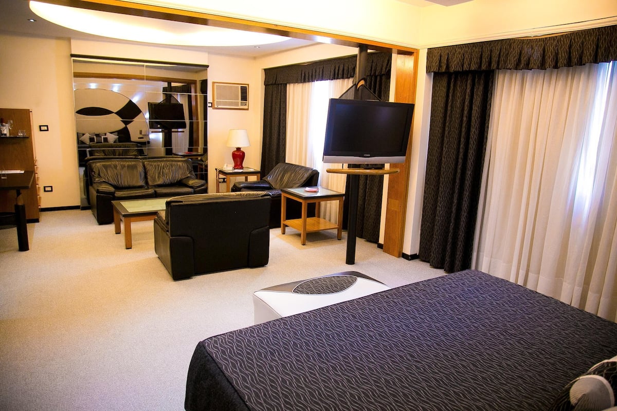Minibar, in-room safe, desk, blackout curtains