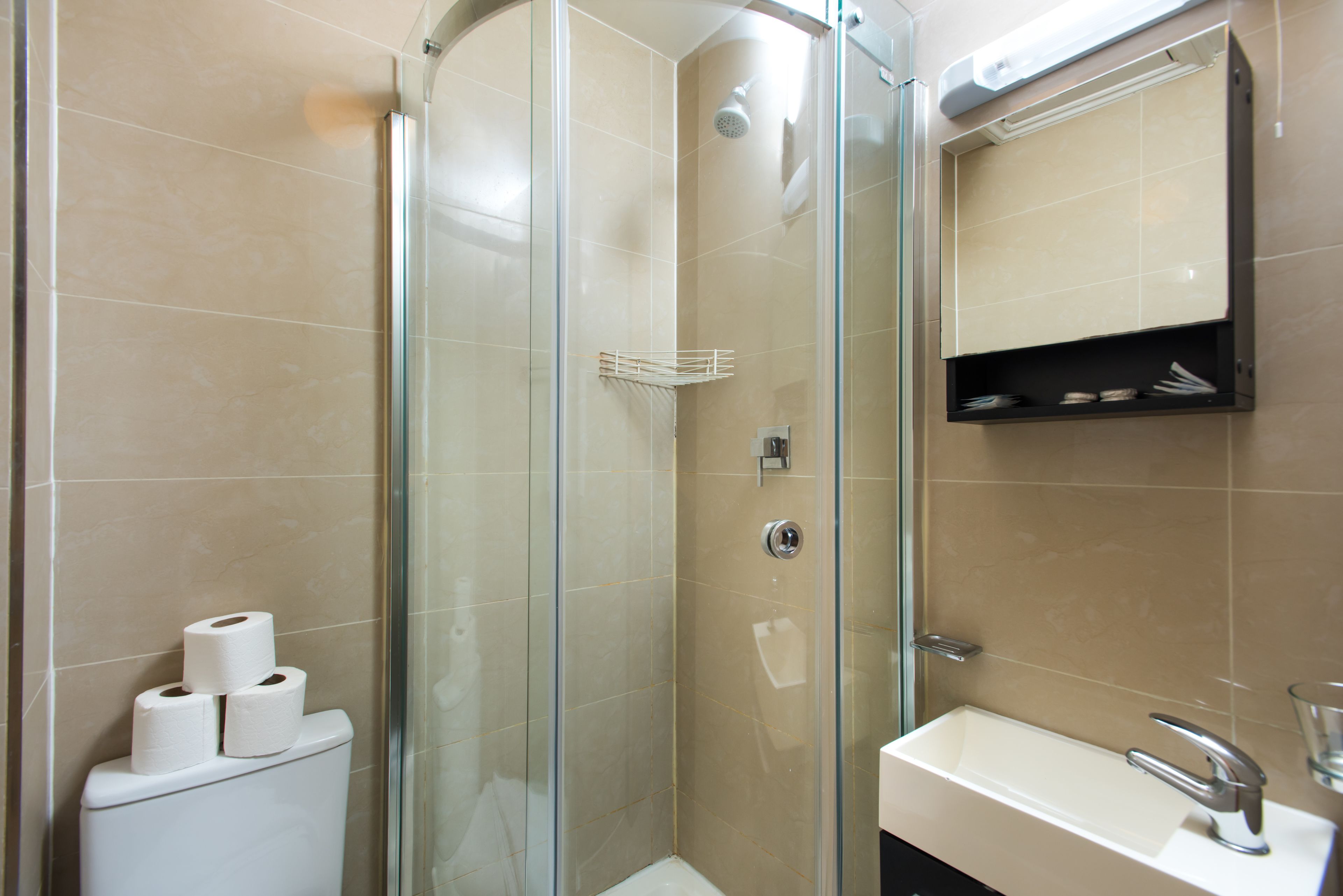 Bathroom shower
