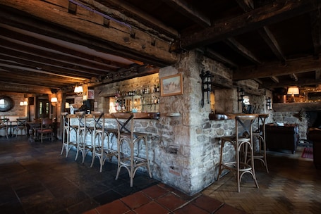 Bar (en la propiedad)