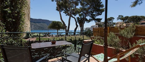 Doppelzimmer (5) | Terrasse/Patio