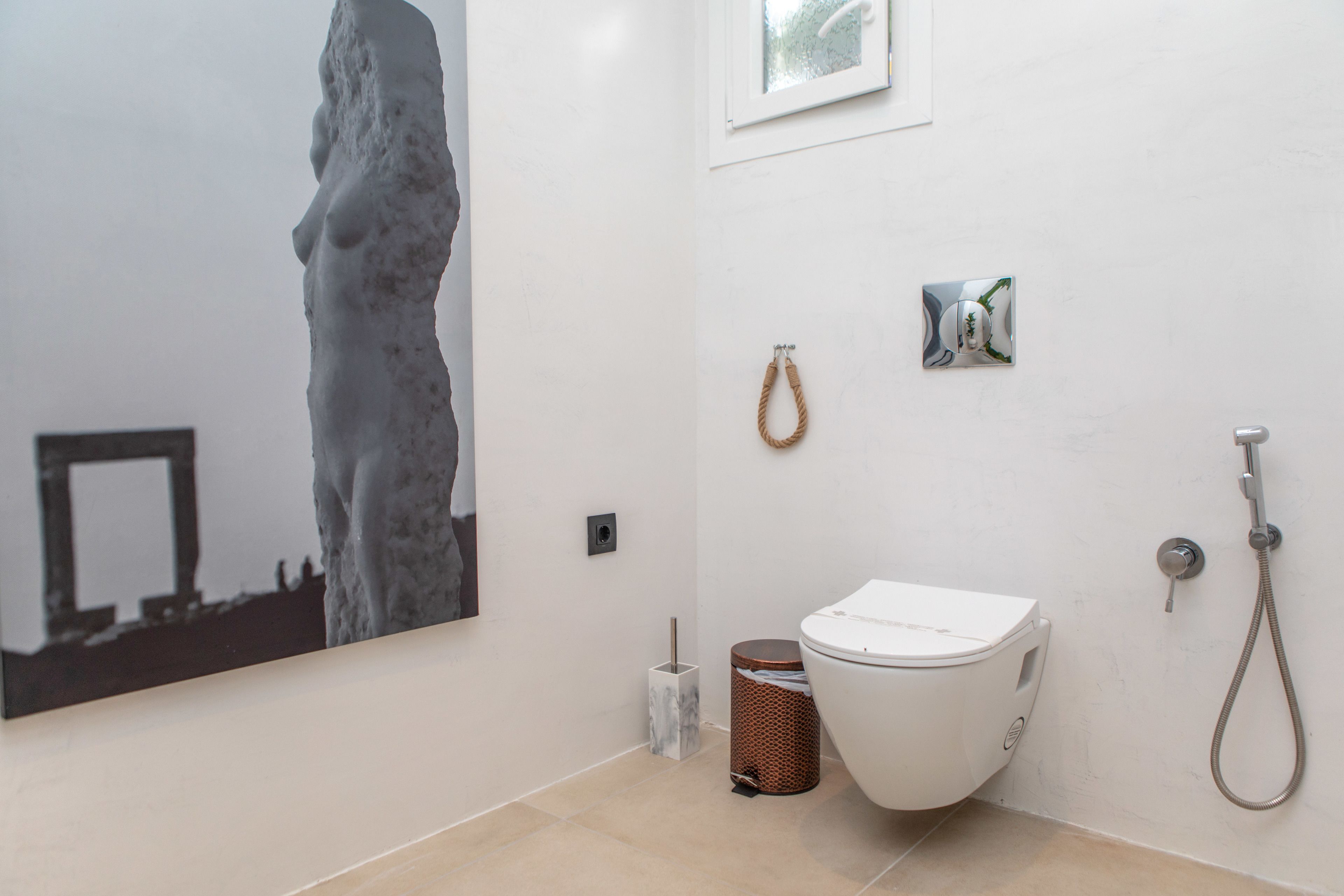 suite thalassa  | bathroom | bathtub, designer toiletries, hair dryer, towels