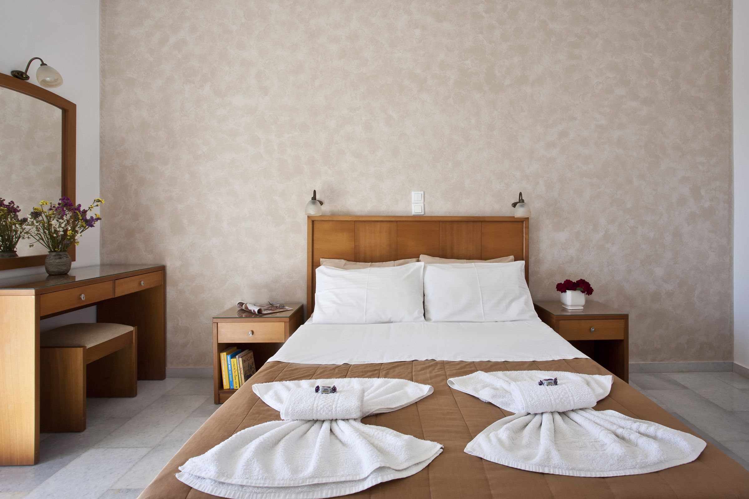 deluxe studio, sea view | premium bedding, down duvets, in-room safe, individually furnished