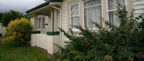 Ferienhaus (Three Bedroom Home – Amy Cottage)