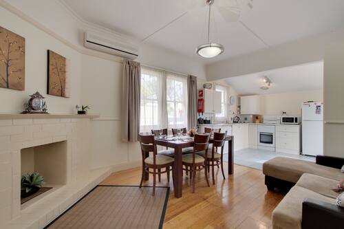 Three Bedroom Home – Amy Cottage | Living area
