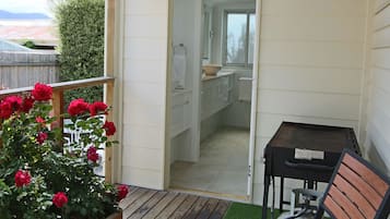 Three Bedroom Home – Amy Cottage | Terrace/patio