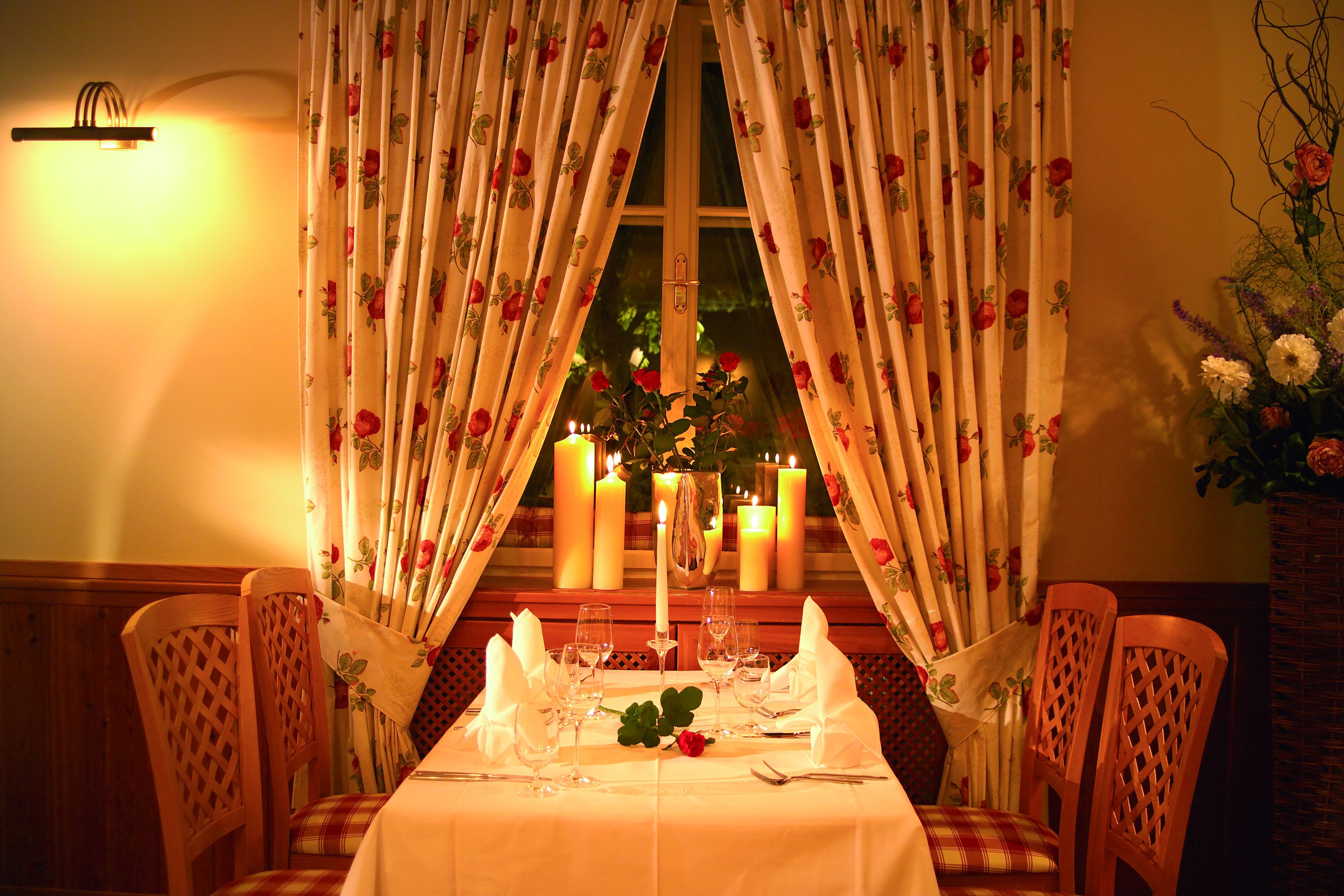 breakfast, lunch, dinner served; regional cuisine, garden views