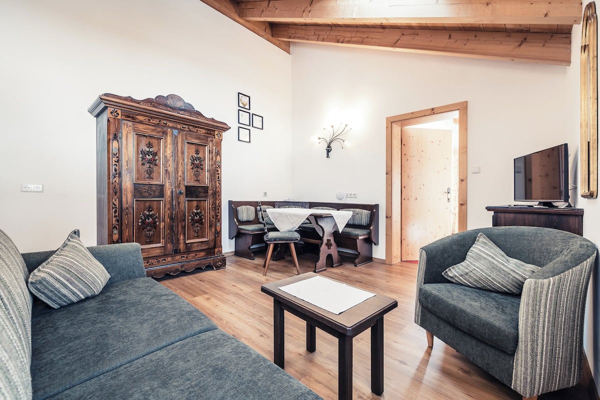 Classic Apartment, 1 Bedroom, Balcony, Mountain View (Plus Cleaning Fee 4,00 EUR p.p./night) | Living area | Flat-screen TV