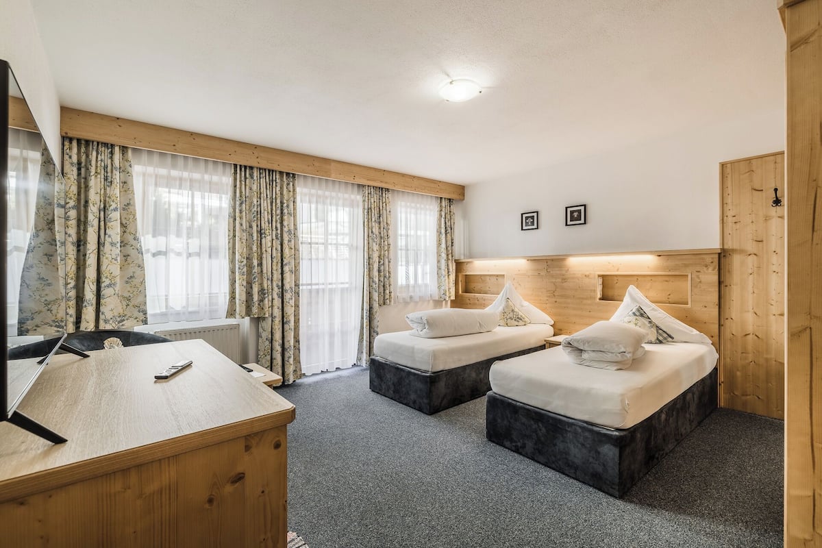 Chambre Standard Double ou avec lits jumeaux, balcon