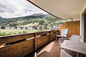 舒適雙人房, 陽台, 山景 (South) | 陽台景觀