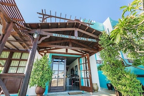 Property entrance - Alpha Studios (Karpathos)