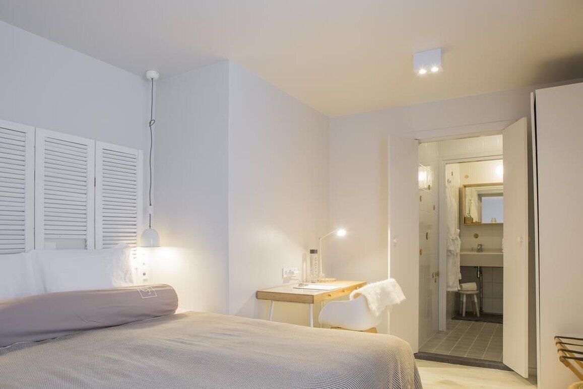 superior double | 1 bedroom, desk, iron/ironing board, free wifi