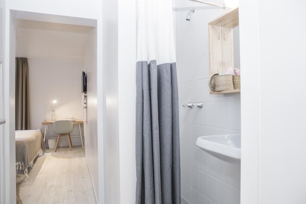 superior double | 1 bedroom, desk, iron/ironing board, free wifi