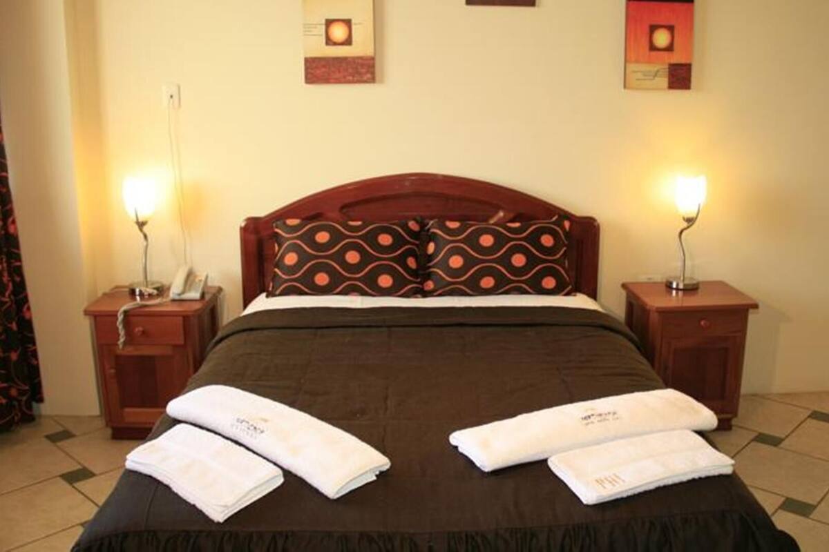 Desk, cribs (surcharge), rollaway beds (surcharge), WiFi (free)