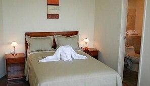 Desk, cots/infant beds, rollaway beds, free WiFi - Hotel Parthenon (Iquitos)