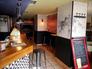 Snack bar - Hostal Jaime I (Huesca)