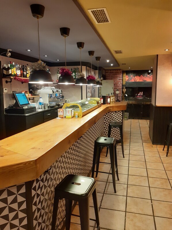 Bar (en la propiedad)