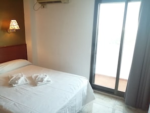 Yhden hengen huone | Egyptinpuuvillaiset lakanat, ylelliset vuodevaatteet