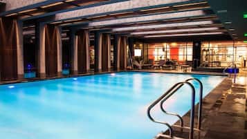 Indoor pool, outdoor pool