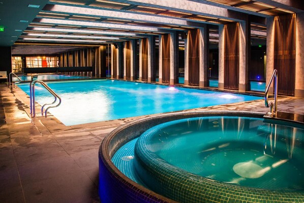 Indoor pool, outdoor pool