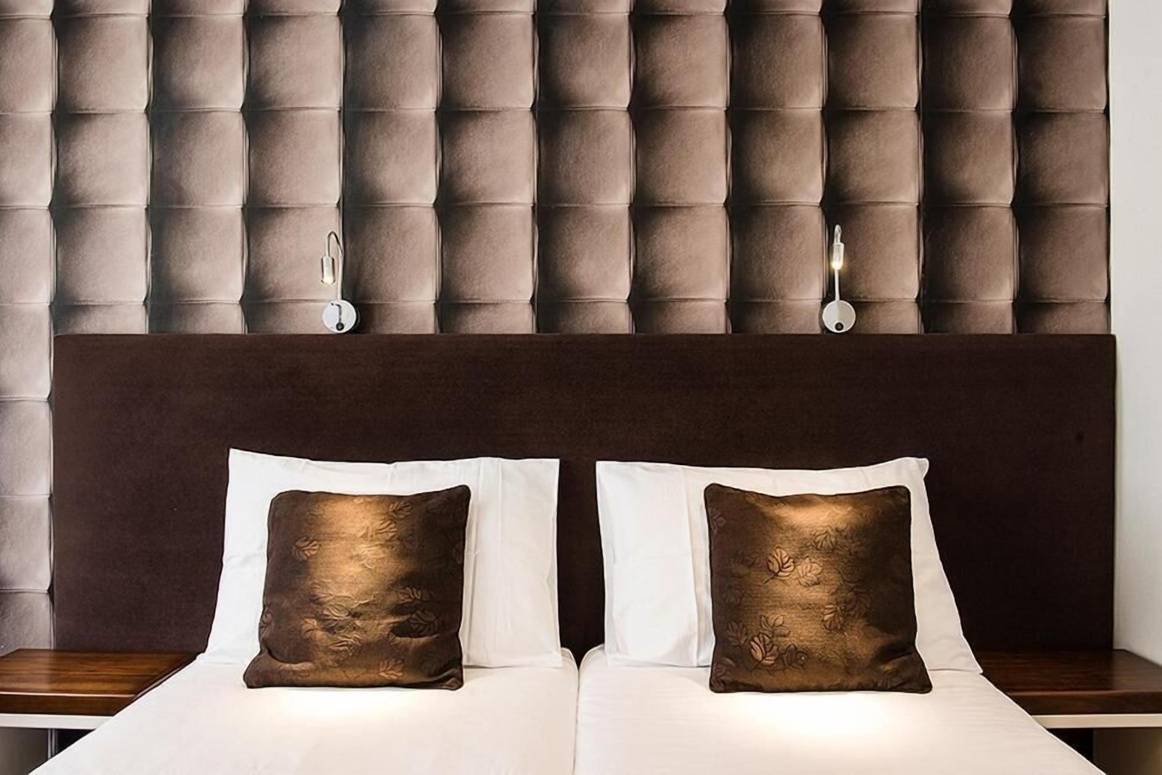 premium bedding, in-room safe, desk, soundproofing