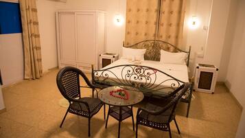 Minibar, coffres-forts dans les chambres, chambres insonorisées
