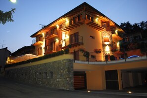 Exterior - La Marina Resort (Pontida)