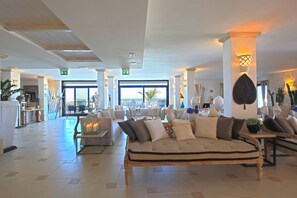 Reception - Canne Bianche_Lifestyle Hotel (Fasano)