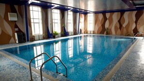 Indoor pool - Asia Tashkent Hotel (Tashkent)