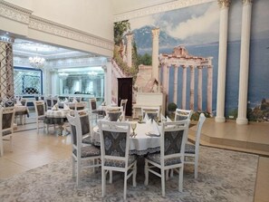 Banquet hall - Asia Tashkent Hotel (Tashkent)