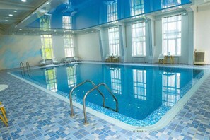 Innenpool, Außenpool