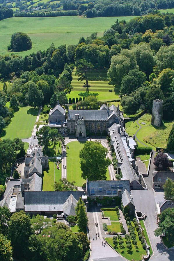 منظر من الجو على ارتفاع عالٍ