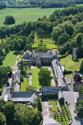 Dartington Hall Hotel