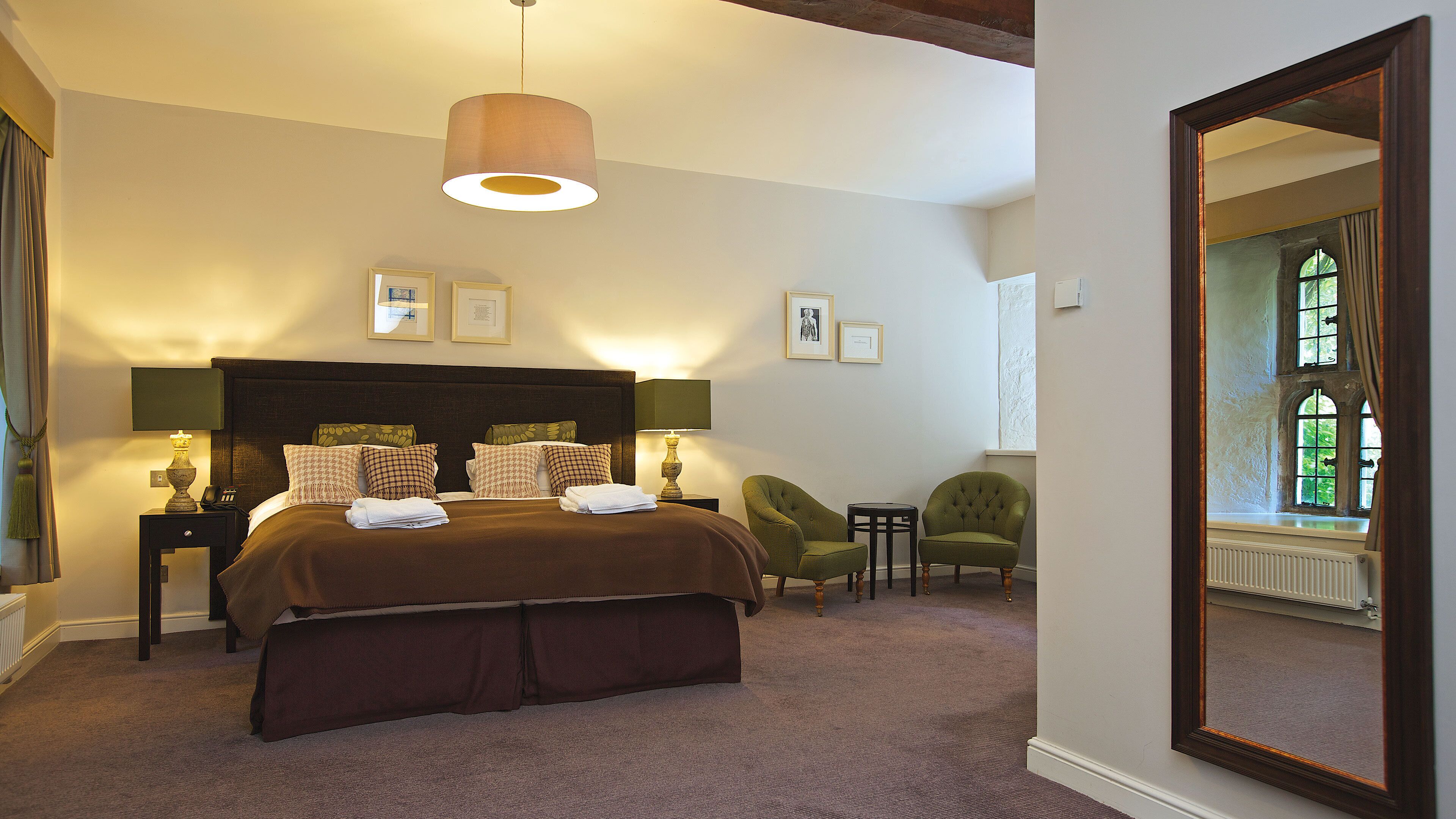 individually decorated, desk, iron/ironing board, free wifi