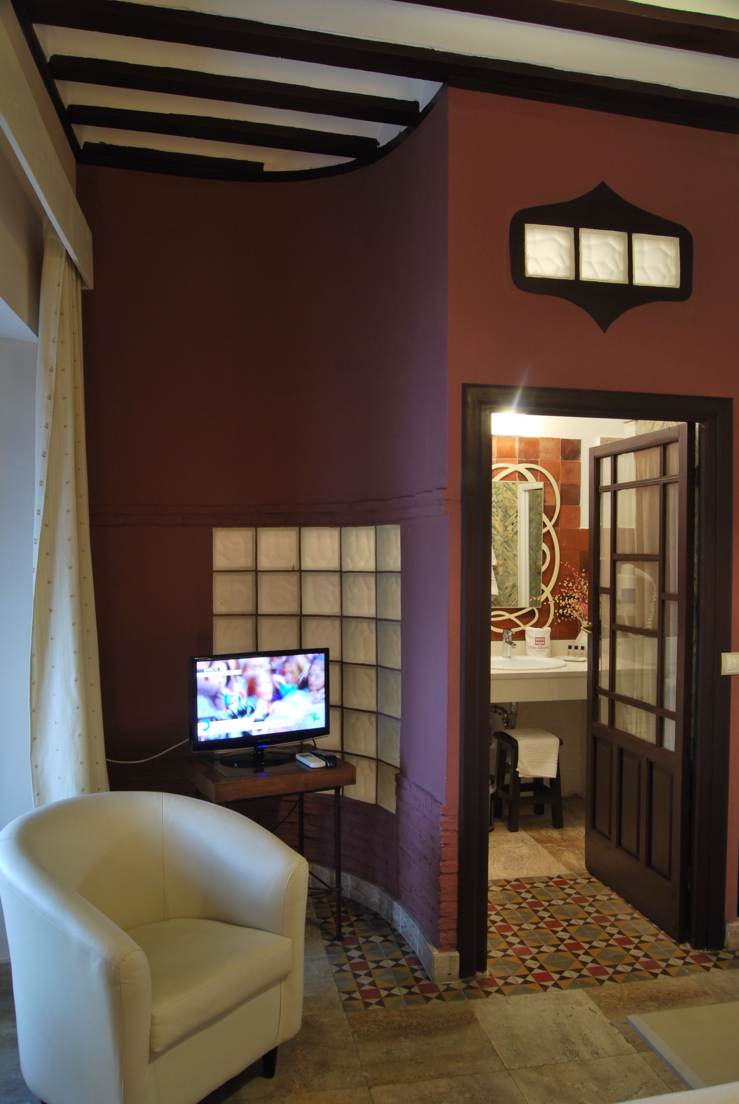 superior double room | free cots/infant beds, rollaway beds, free wifi, bed sheets