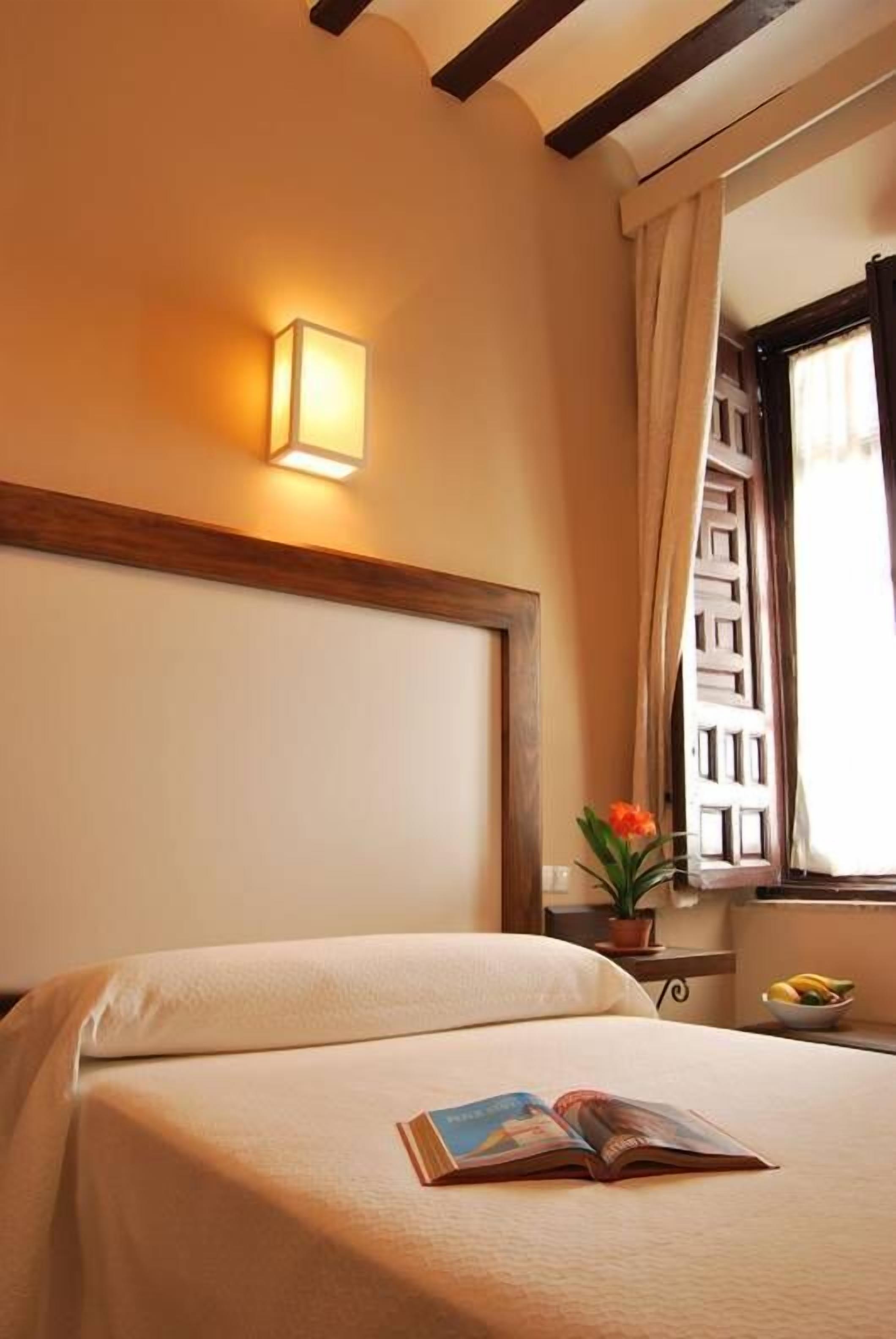 standard double room | free cots/infant beds, rollaway beds, free wifi, bed sheets