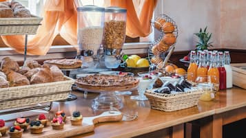 Tägliches inbegriffenes Frühstücksbuffet
