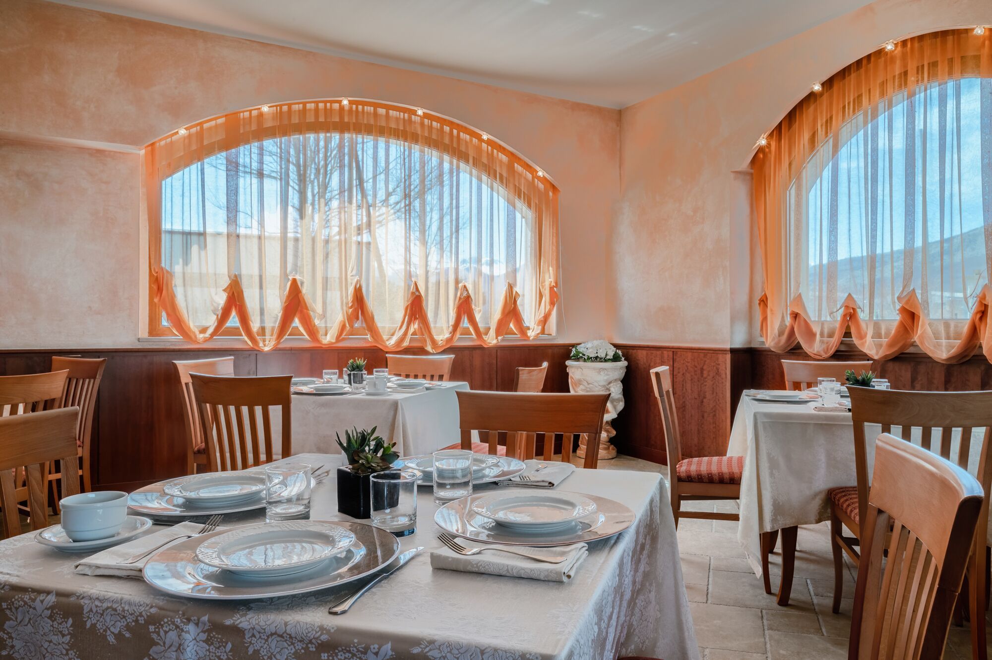 Tägliches inbegriffenes Frühstücksbuffet