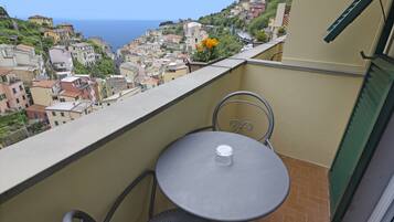 Camera doppia, vista mare | Terrazza/patio