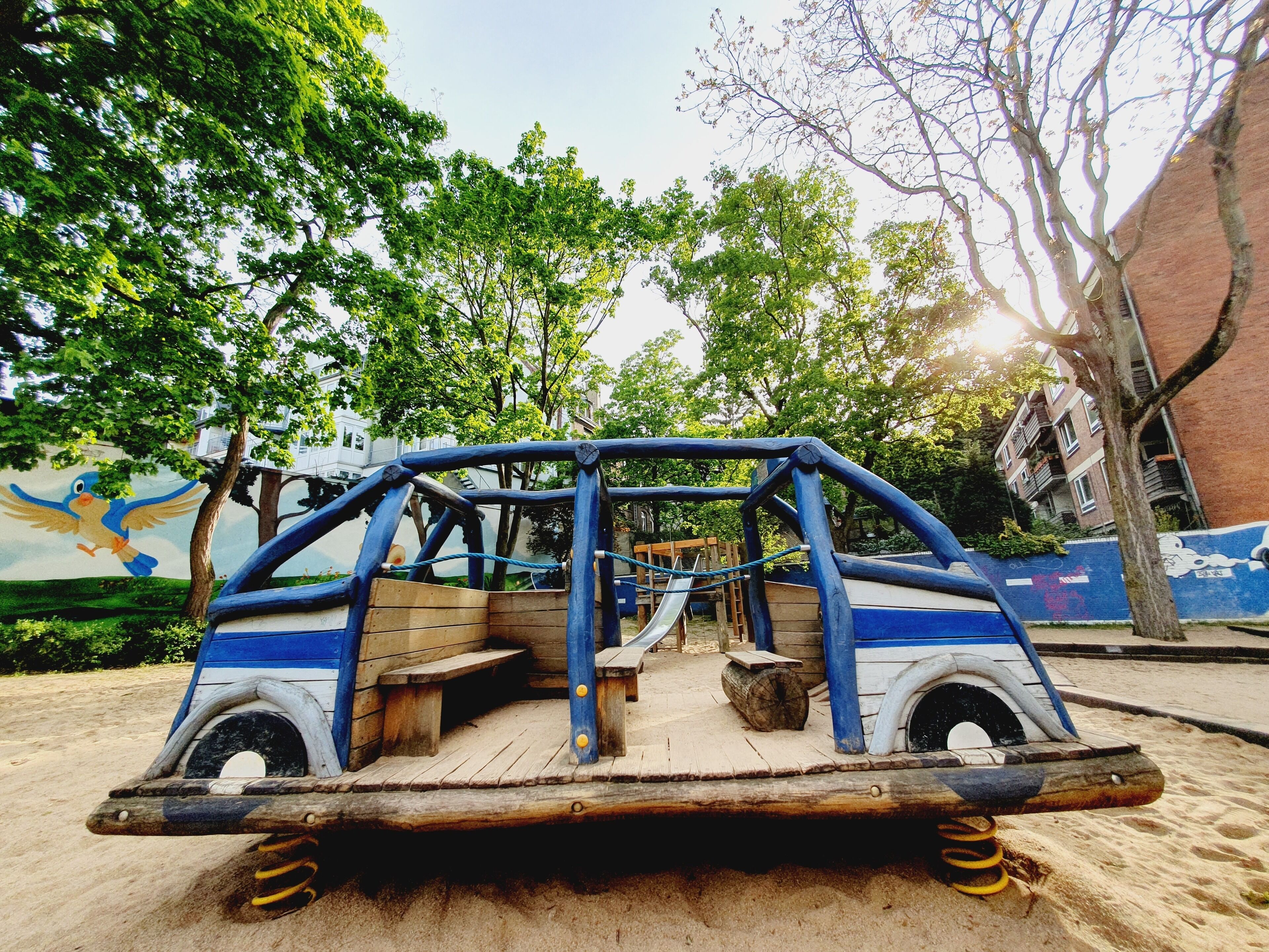 children’s play area – outdoor