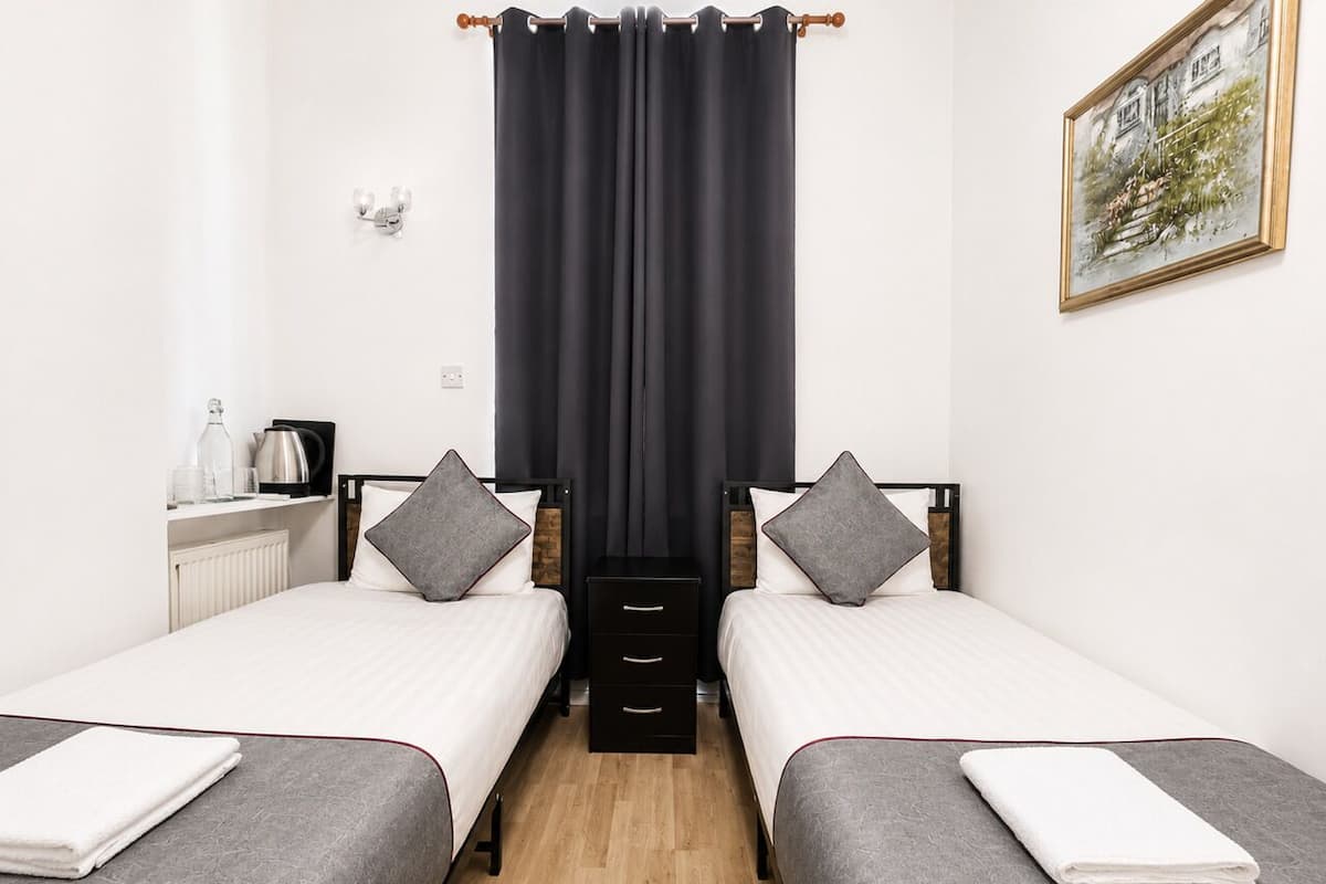Twin Room, Ensuite