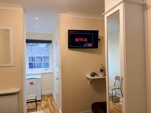 Tremannsrom | Strykejern/-brett og wi-fi (inkludert)