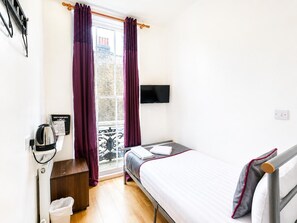 Camera singola, bagno in camera | Ferro/asse da stiro, Wi-Fi gratuito