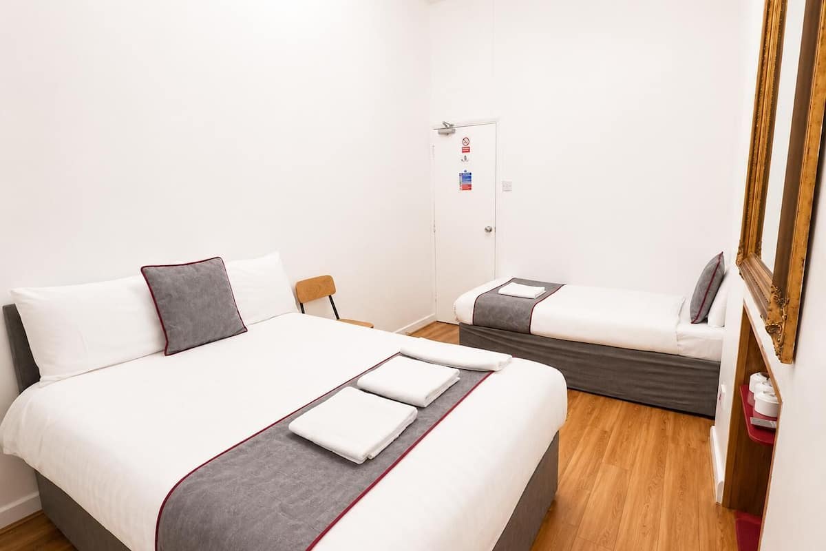 Triple Room, Shared Bathroom
