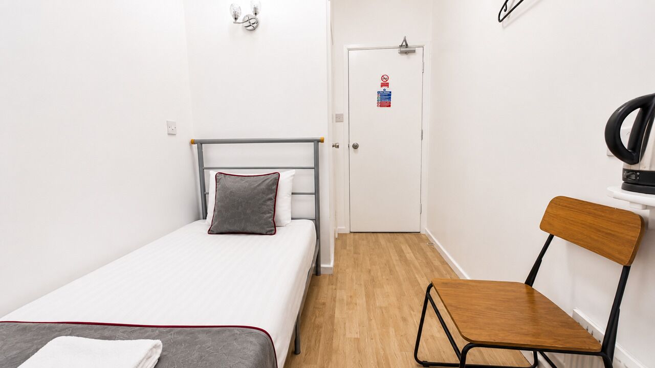 Camera singola, bagno in camera | Ferro/asse da stiro, Wi-Fi gratuito