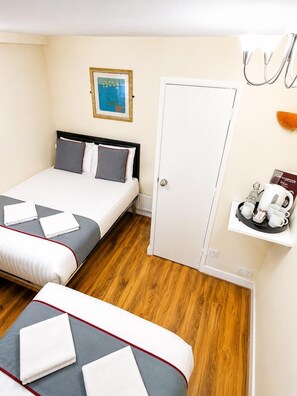 Quadruple Room - King's Cross Hotel (London)