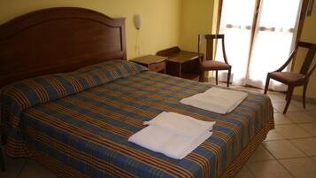 Literie de qualité supérieure, ameublement personnalisé, bureau