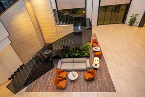 Lobby sitting area - Manazel Al Diafah Serviced Apartment (Riyadh)