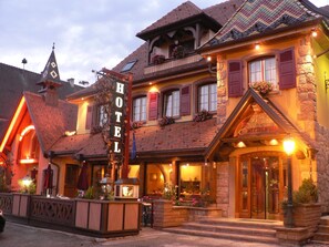 Front of property – evening/night