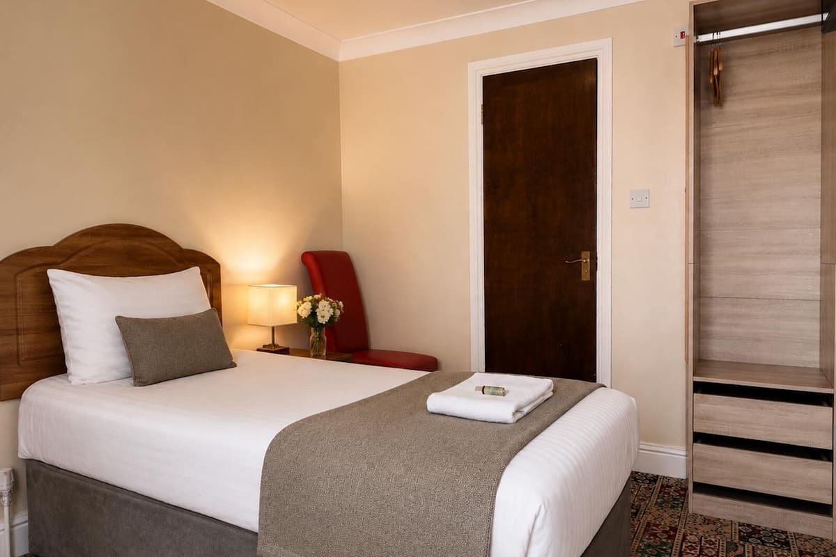 Single Room | WiFi (free)