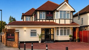 Unclassified image, 3 of 33, button - Twickenham Guest House (Twickenham)